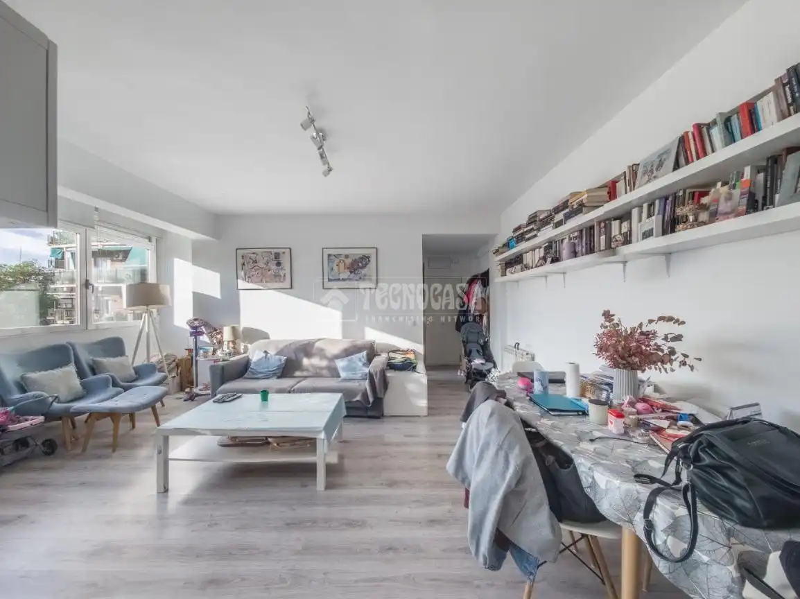 Living room of Flat for sale in Madrid  with Air Conditioner and Heating