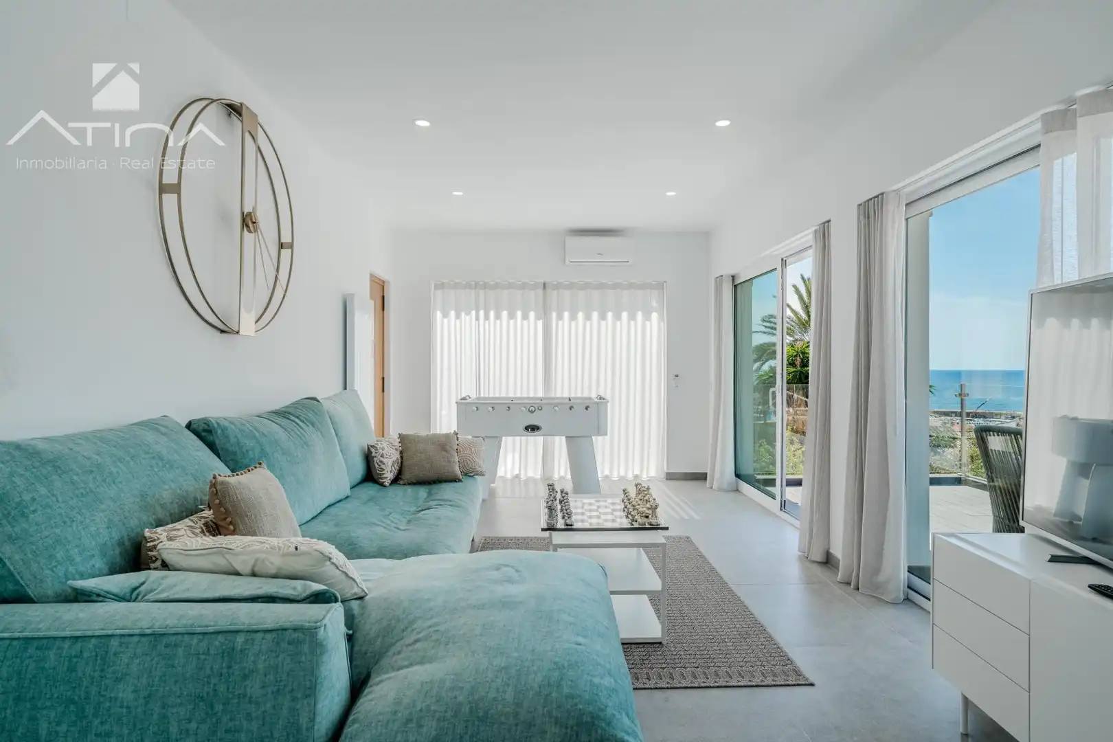Sala d'estar de Casa o xalet en venda en Calpe / Calp amb Aire condicionat, Calefacció i Jardí privat