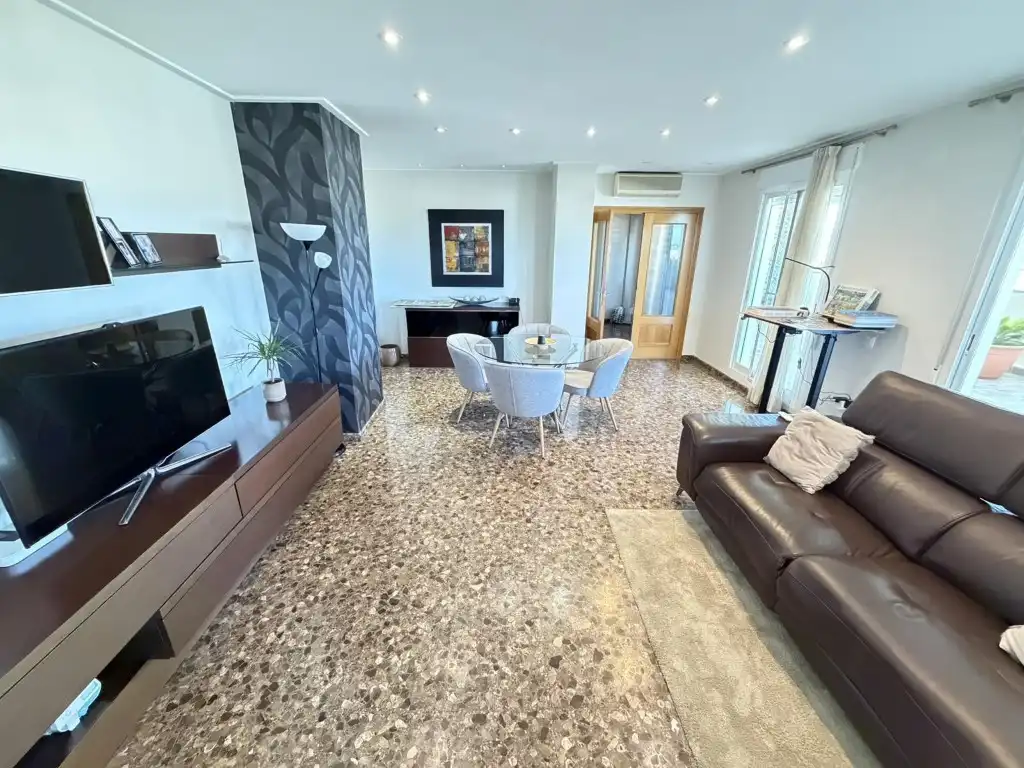 Sala de estar de Ático en venta en L'Alcúdia con Aire acondicionado