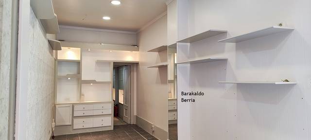 Local comercial en Alquiler en Juan de Garay Kalea, 5 en Centro