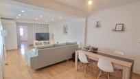 Living room of Flat for sale in  Zaragoza Capital  with Air Conditioner, Heating and Terrace
