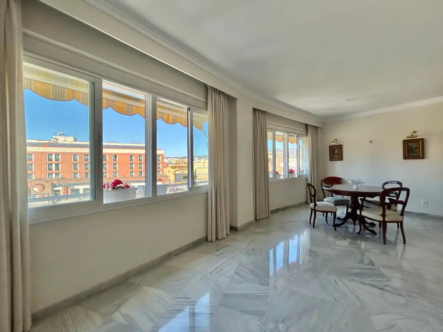 Menjador de Apartament en venda en Málaga amb Aire condicionat, Calefacció i Traster