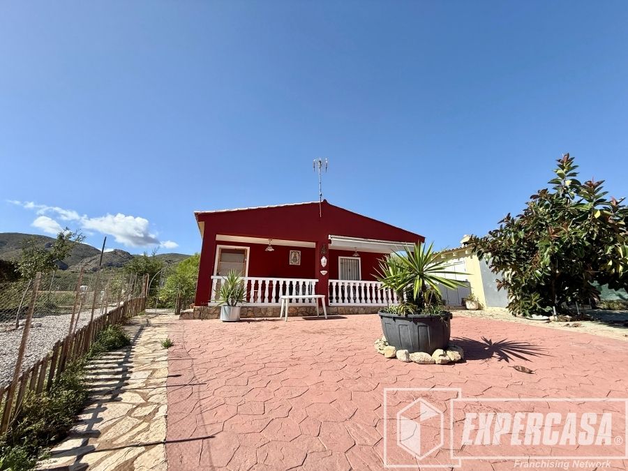 Vista exterior de Casa o chalet en venta en Pedralba con Aire acondicionado, Trastero y Piscina