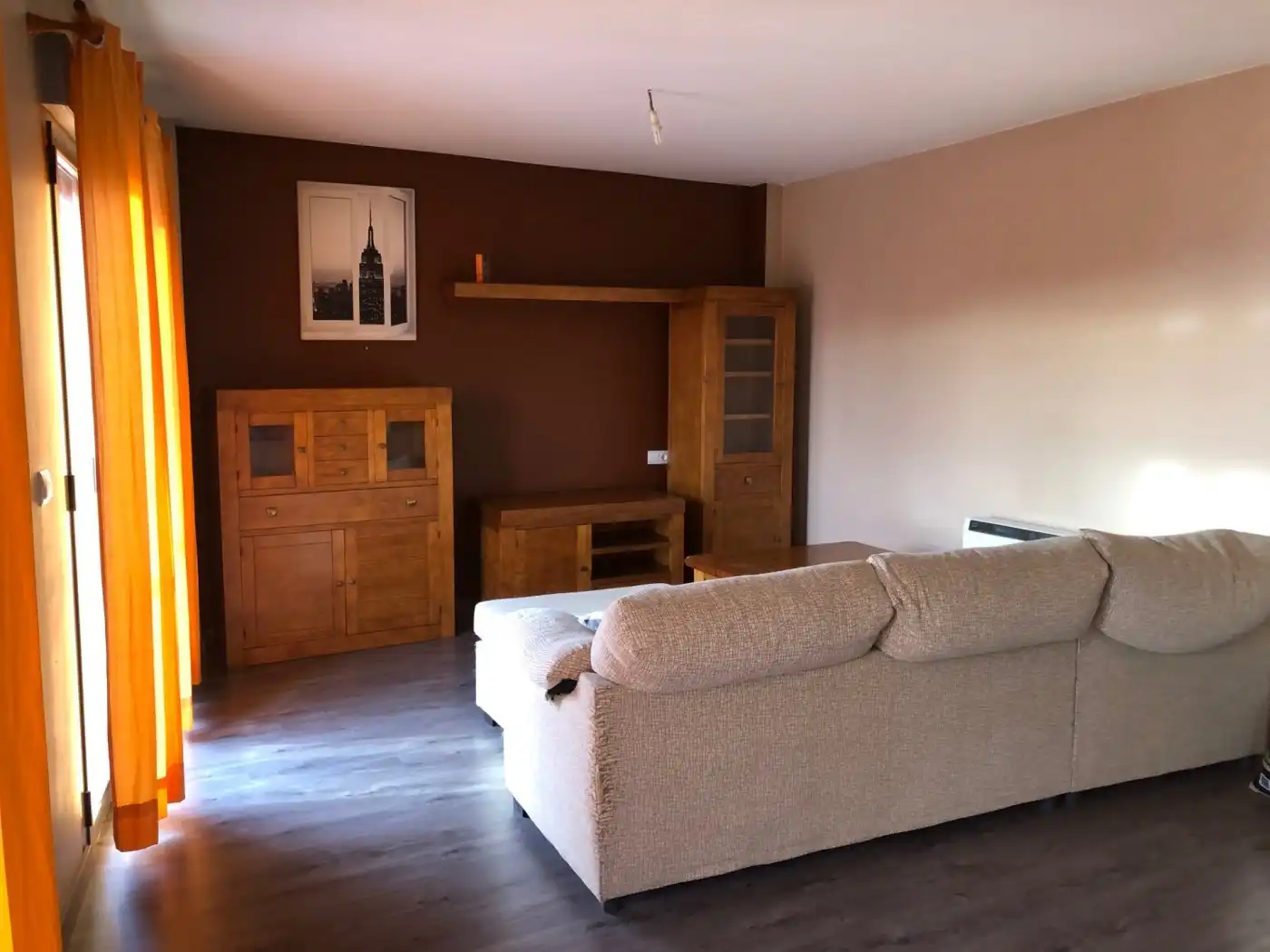 Sala de estar de Dúplex en venta en Camponaraya con Calefacción, Trastero y Amueblado