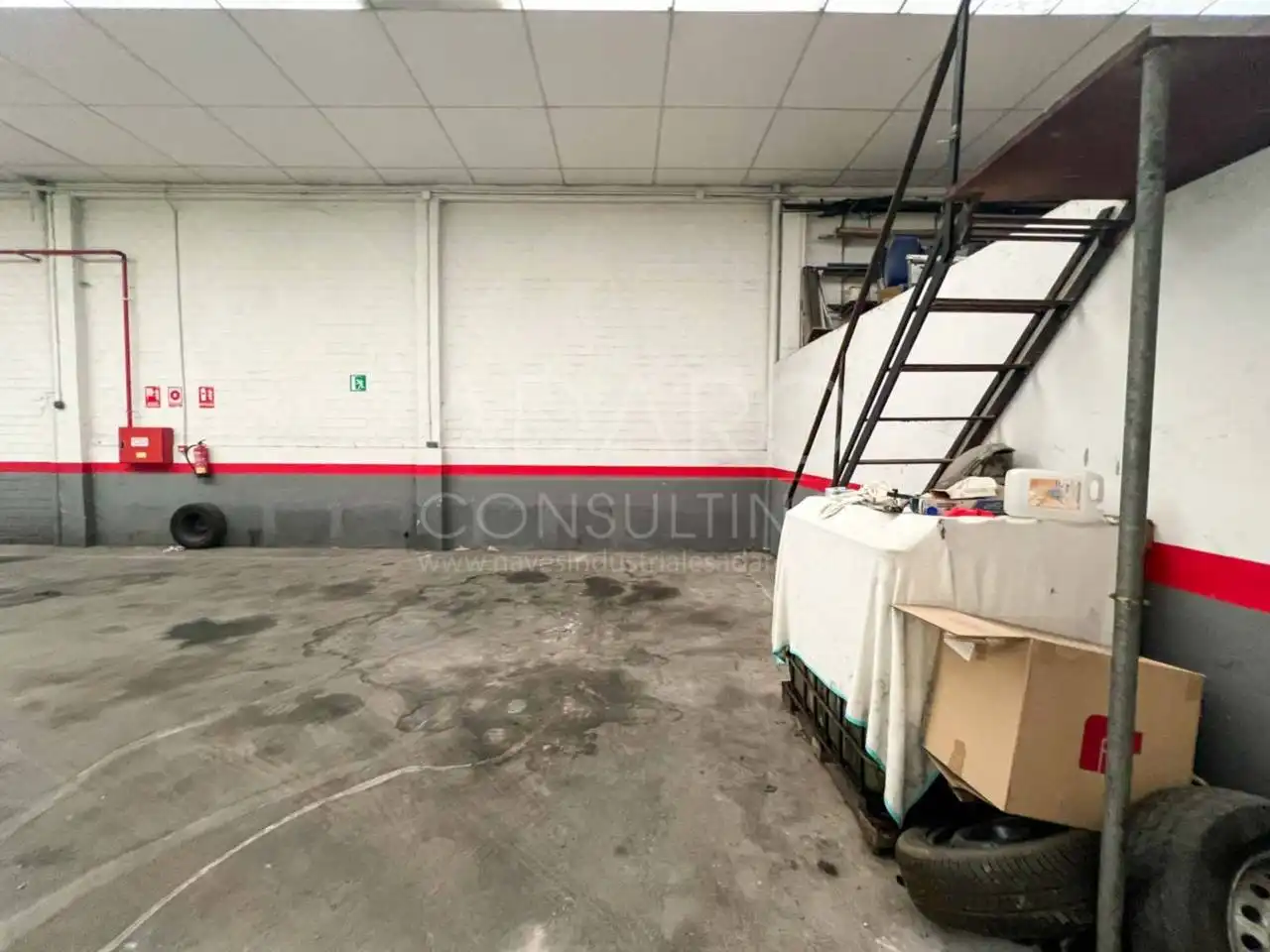 Industrial buildings for sale in Getafe  with Alarm