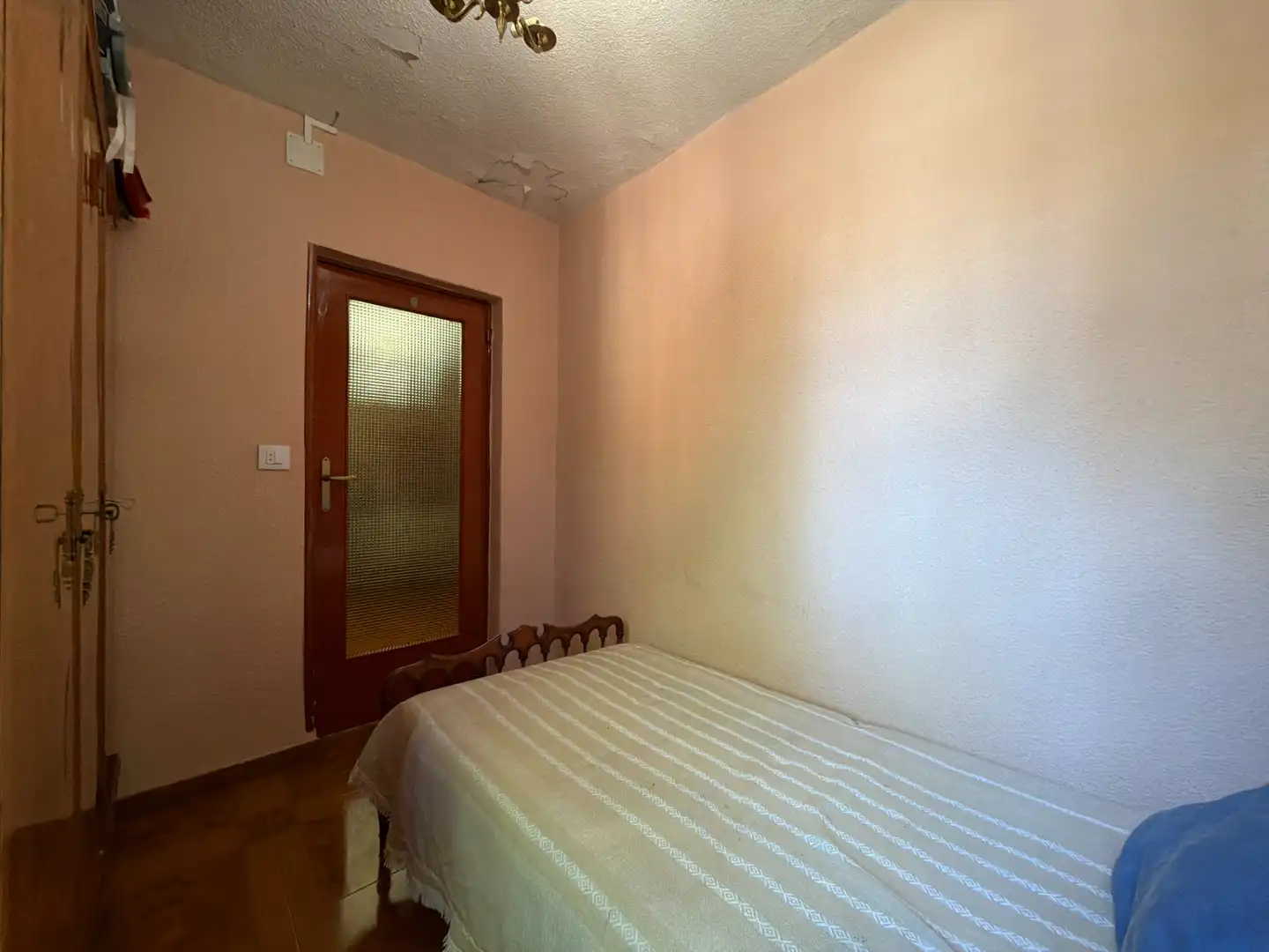 Bedroom of Flat for sale in Madrid  with Air Conditioner, Heating and Furnished