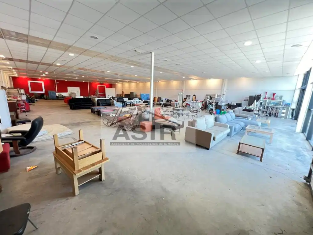 Nau industrial en venda en Benimuslem
