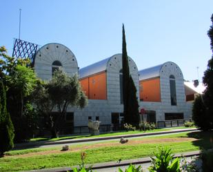 Vista exterior de Edifici en venda en Torrelodones