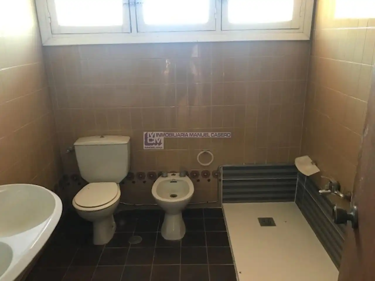 Baño de Casa o chalet en venta en Cáceres con Calefacción, Jardín privado y Piscina