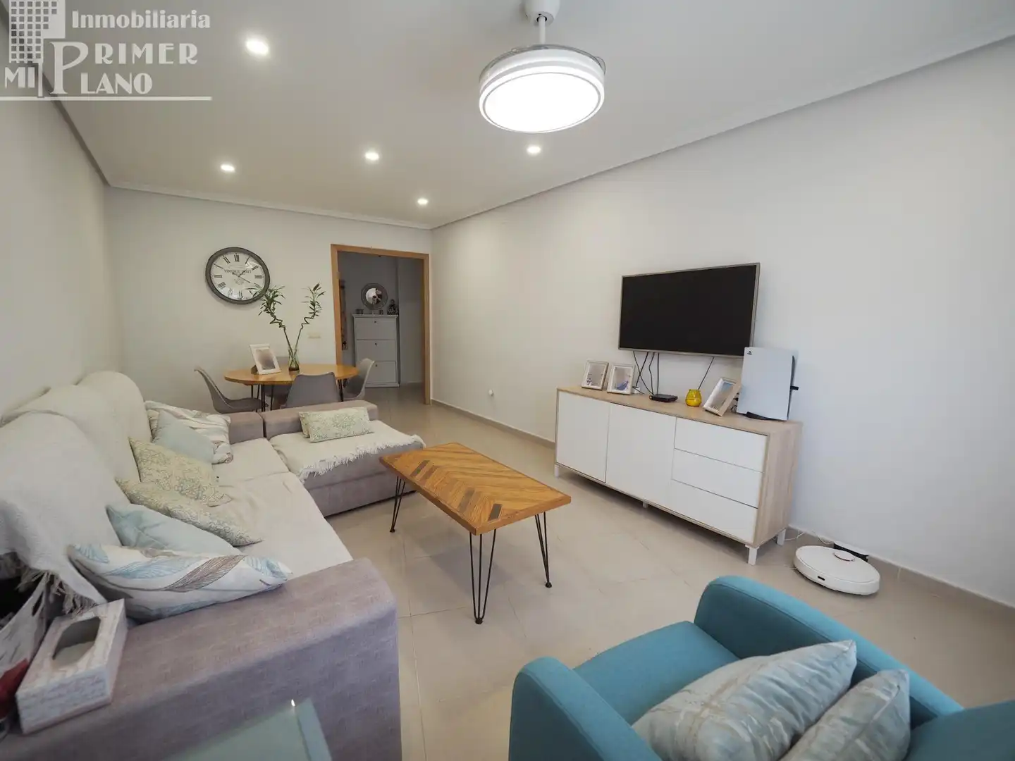 Sala de estar de Piso en venta en Tomelloso con Aire acondicionado, Calefacción y Balcón
