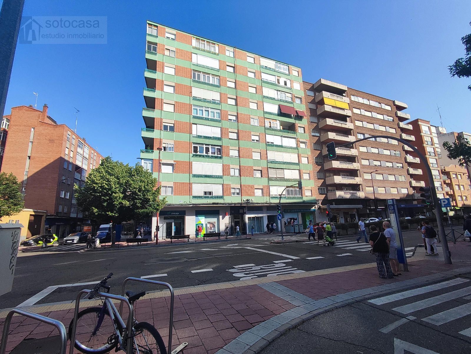 Vista exterior de Pis en venda en Valladolid Capital amb Calefacció, Terrassa i Moblat
