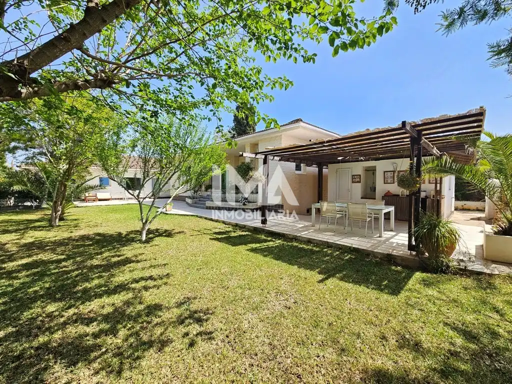Chalet con piscina en venta en Montealegre, imagen 10