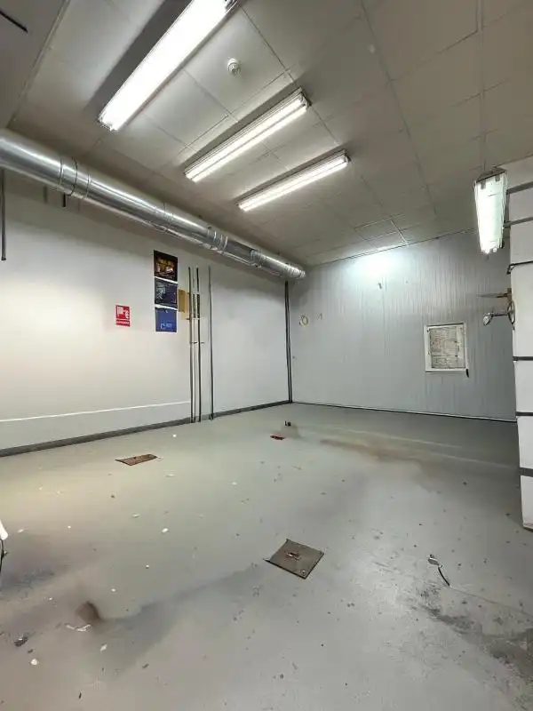 Nave industrial en venta en Carrer Comuna di Carrara, imagen 12
