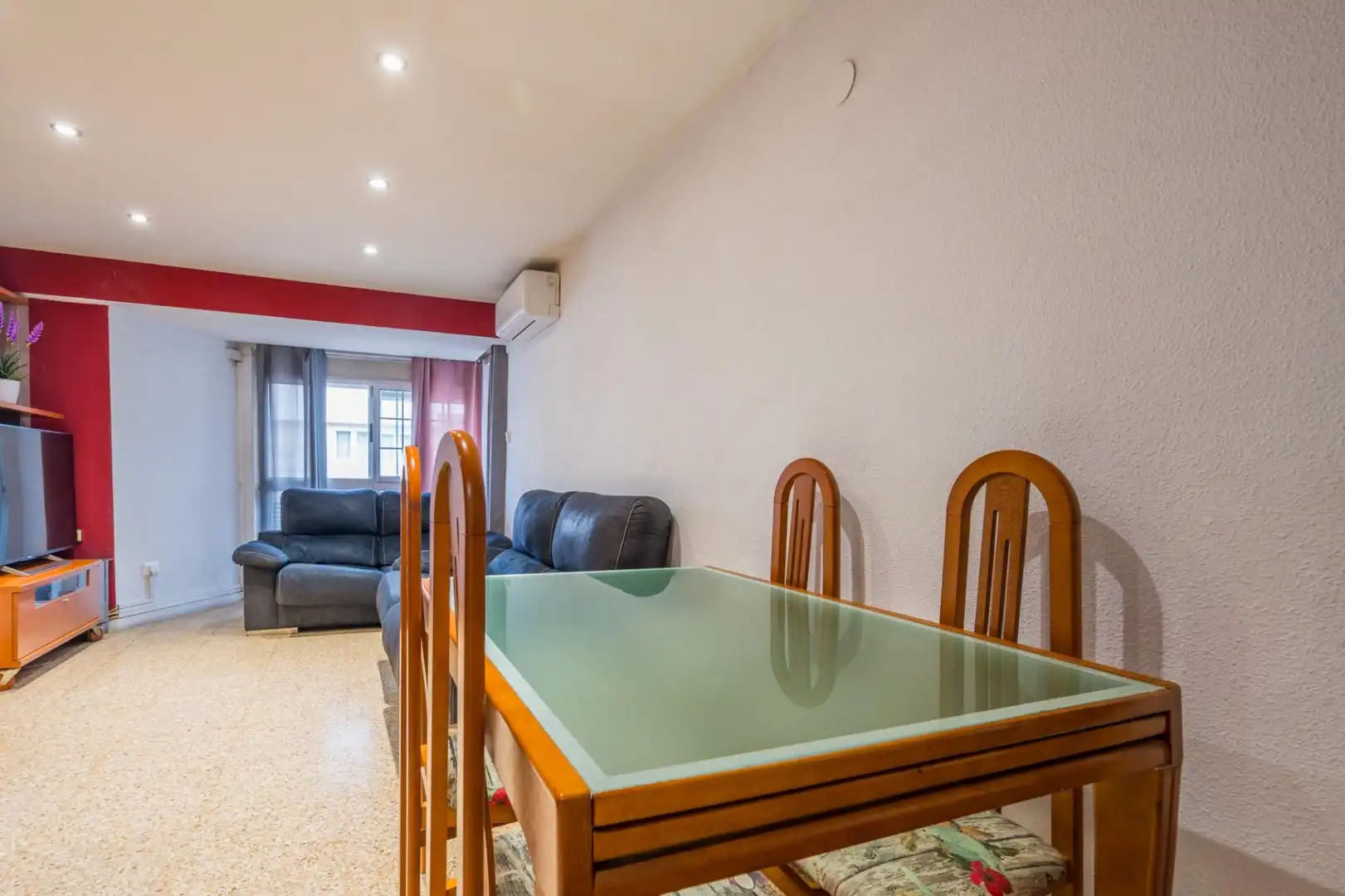 Menjador de Pis en venda en  Valencia Capital amb Aire condicionat i Balcó