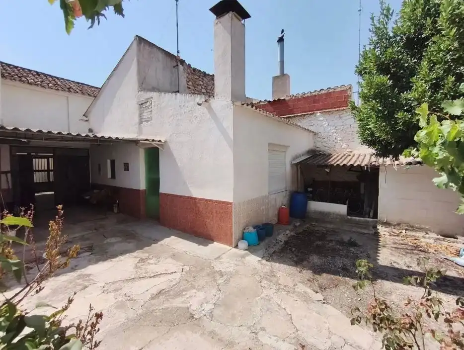 Haus mit Garten zum Verkauf in Minaya, imagen 2