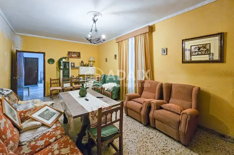 Sala de estar de Casa o chalet en venta en Úbeda con Terraza, Trastero y Balcón