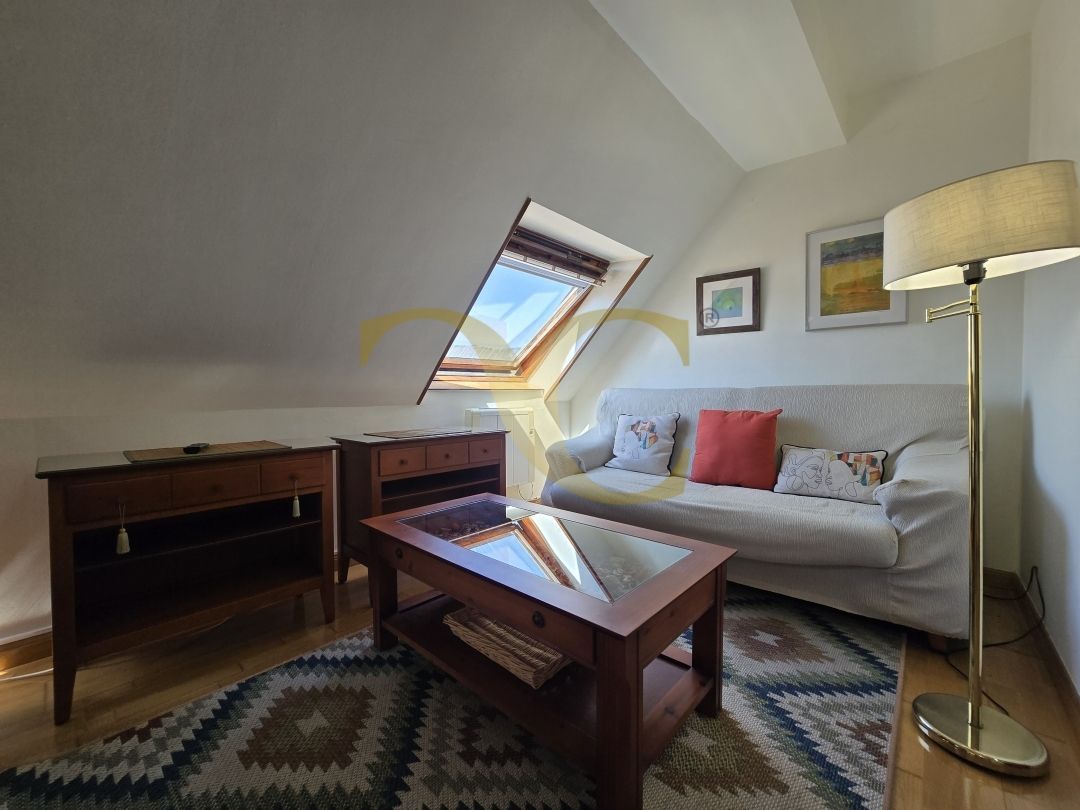 Living room of Flat for sale in Oviedo   with Heating and Furnished