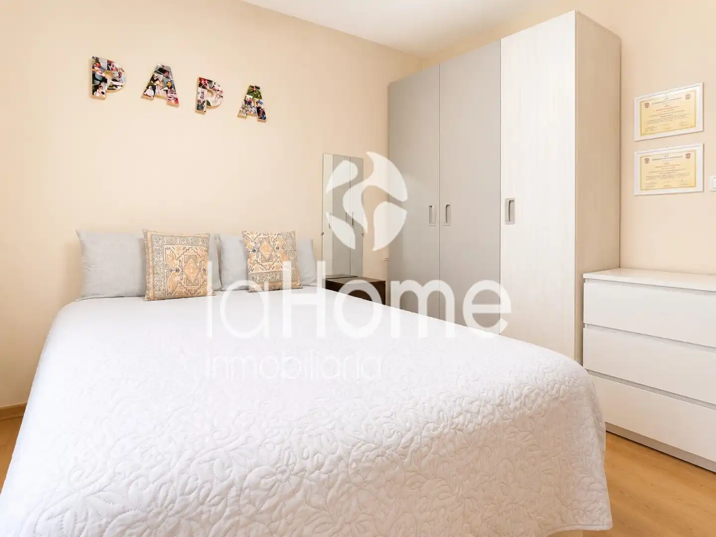Habitación de Piso en venta en L'Eliana con Aire acondicionado, Parquet y Horno