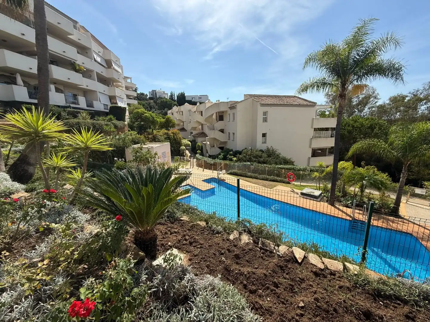 Exterior view of Flat for sale in Elviria - Cabopino