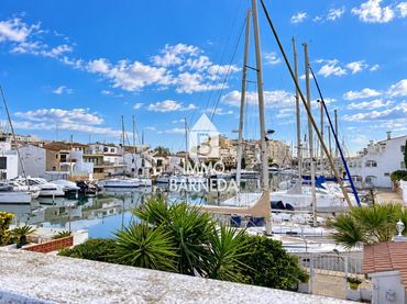Xalet amb balcó en venda a Port Argonautes 30