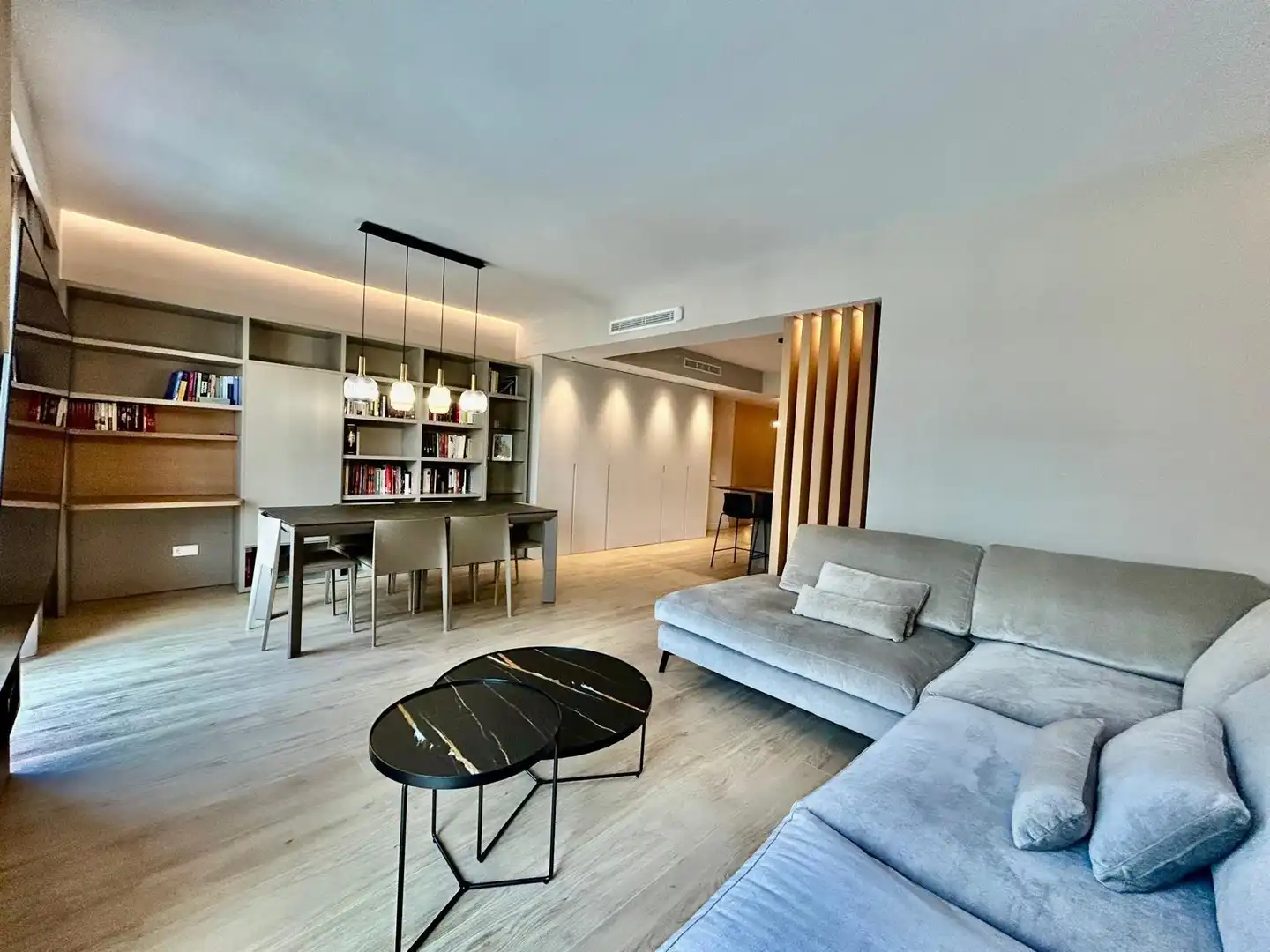 Flat with terrace for sale in L'Eixample, imagen 2