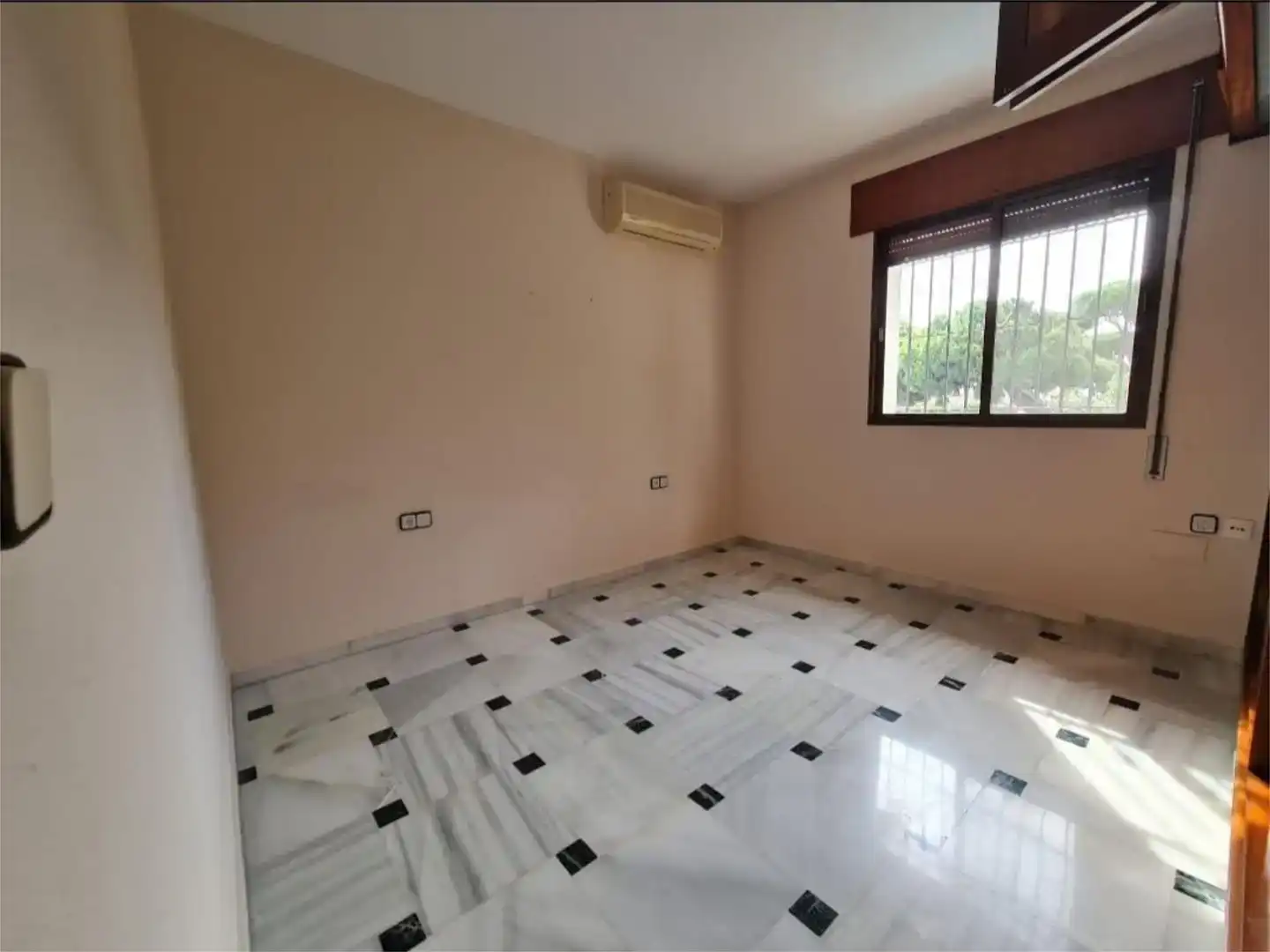 Habitación de Piso en venta en Aguadulce - Almadraba - Punta Candor