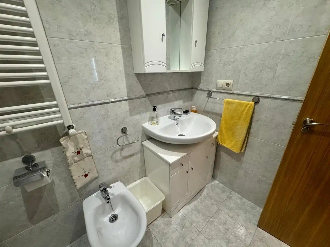 Bathroom of Flat for rent in A Coruña Capital   with Heating and Furnished