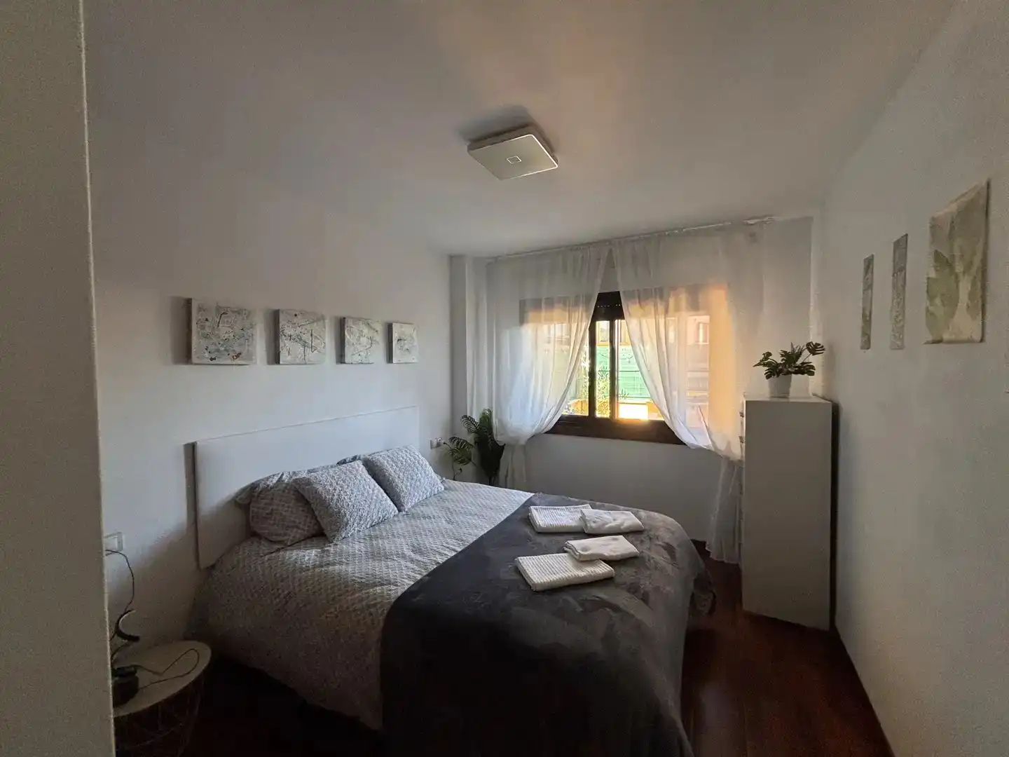 Schlafzimmer von Erdgeschoss zum Verkauf in O Grove   mit Klimaanlage, Heizung und Privatgarten