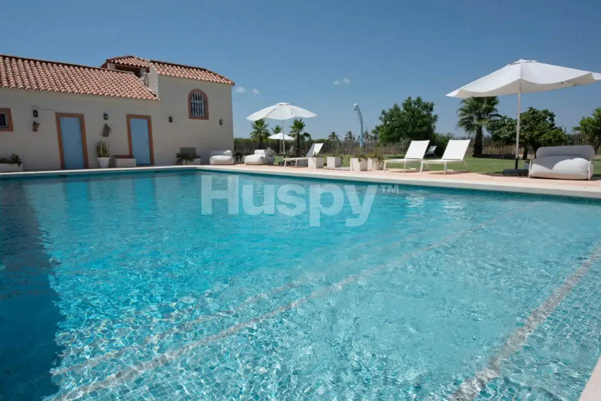 Piscina de Casa o xalet en venda en Elche / Elx amb Aire condicionat, Calefacció i Jardí privat