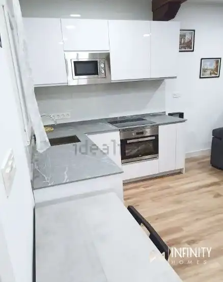 Cocina de Piso de alquiler en Bilbao  con Calefacción y Balcón