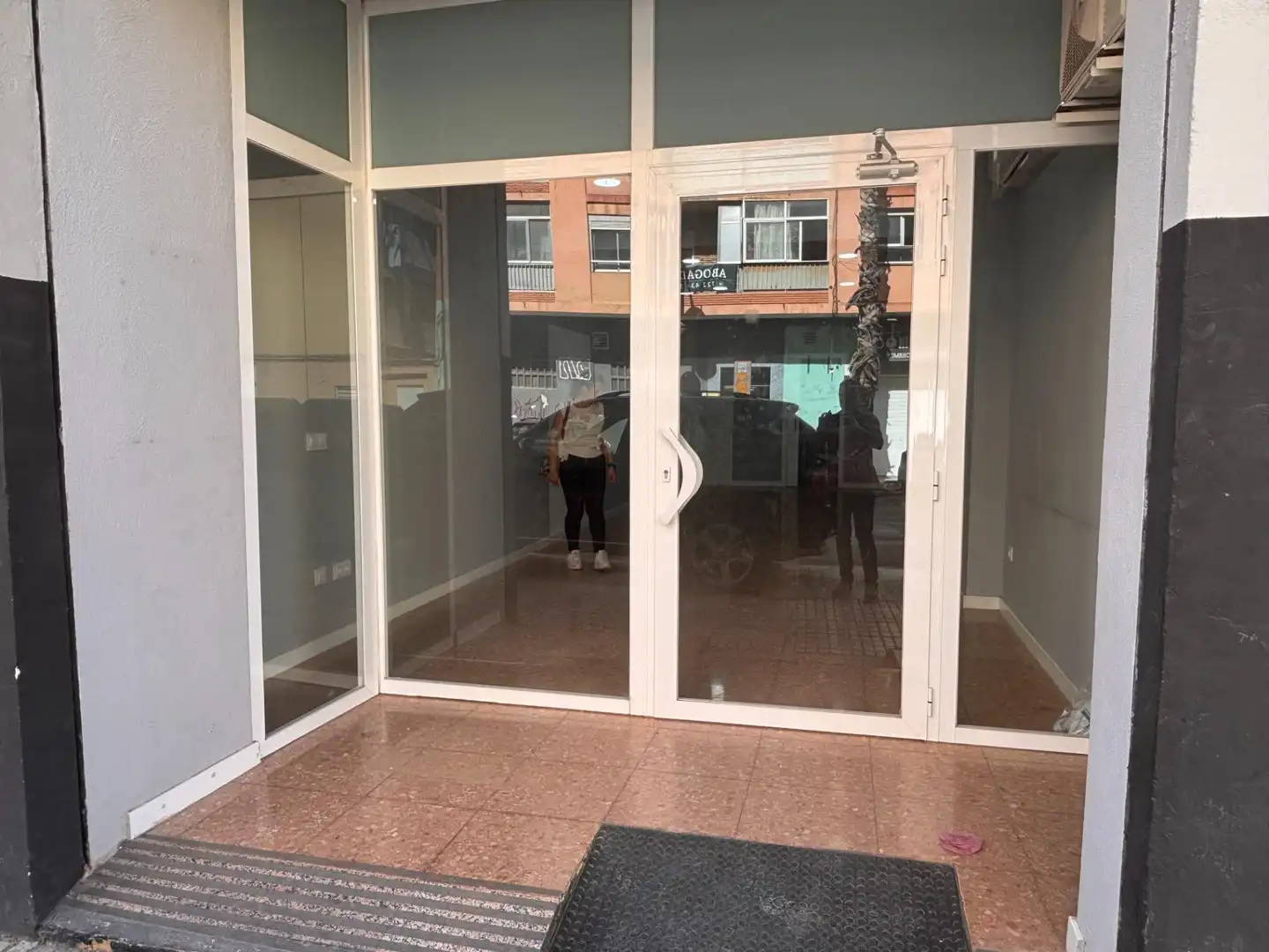 Local de lloguer en Paiporta amb Aire condicionat