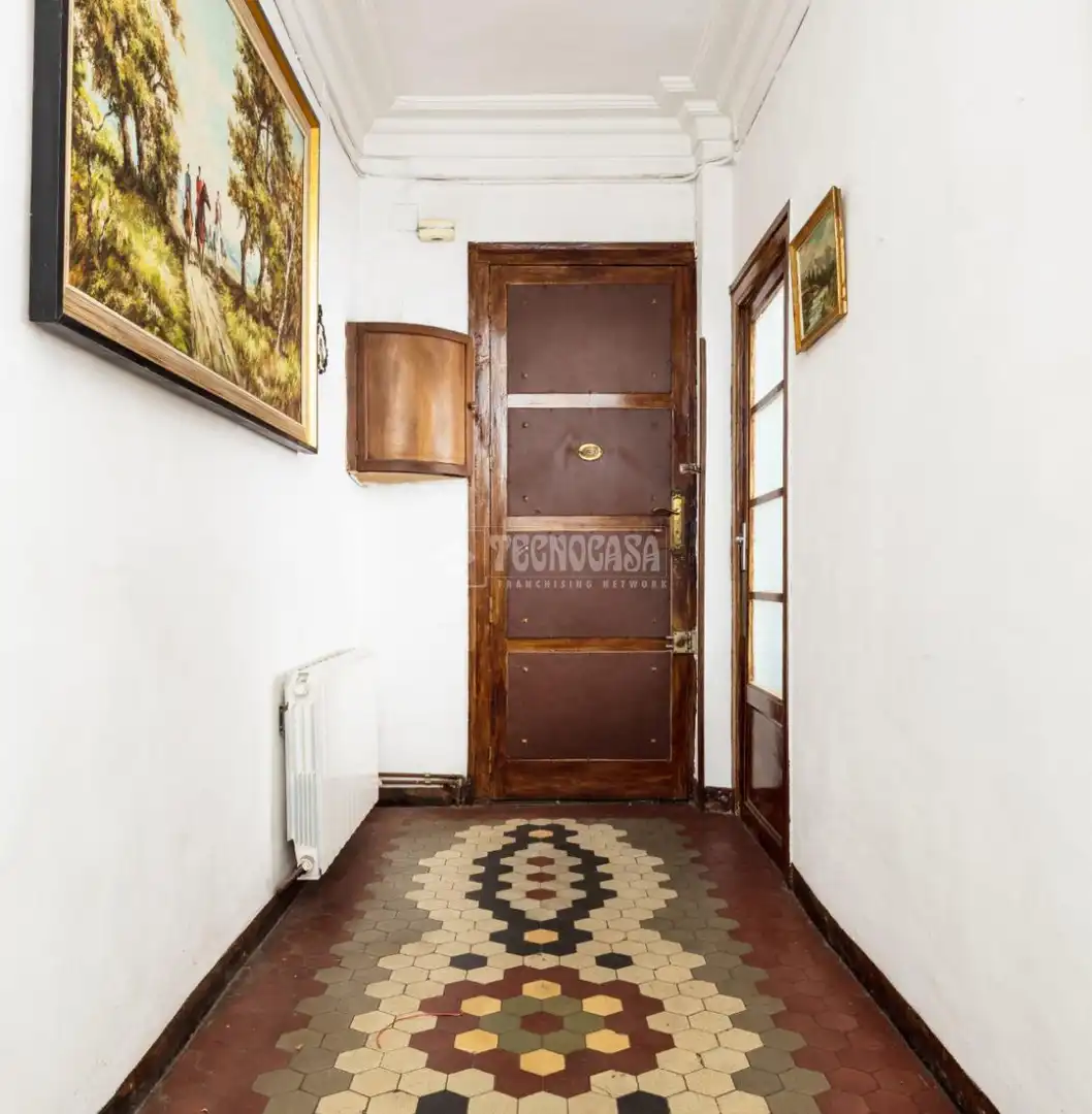 Flat for sale in Zaragoza  with Heating