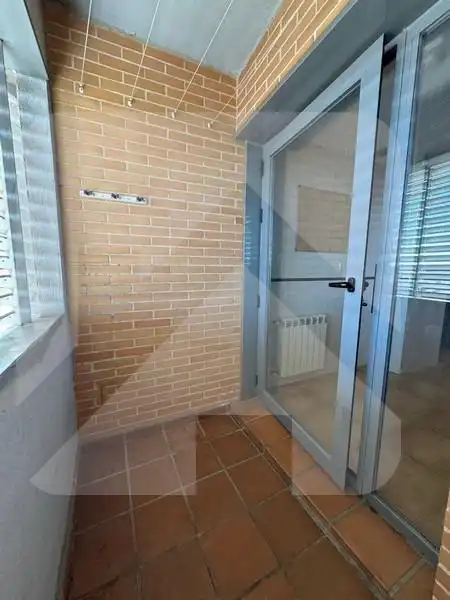 Baño de Ático en venta en Valdemoro con Aire acondicionado, Calefacción y Jardín privado
