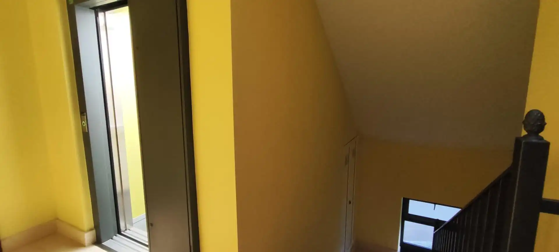 Ático en venta en Miengo con Calefacción, Trastero y Balcón