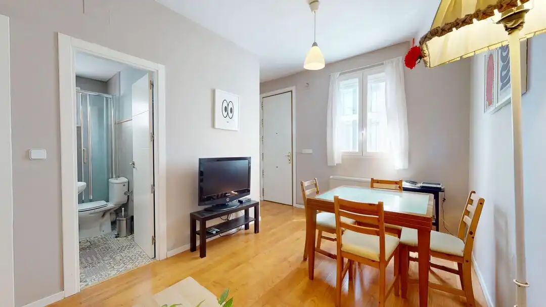 Sala de estar de Piso de alquiler en  Madrid Capital con Calefacción