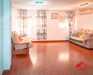 Living room of Planta baja for sale in  Córdoba Capital  with Air Conditioner