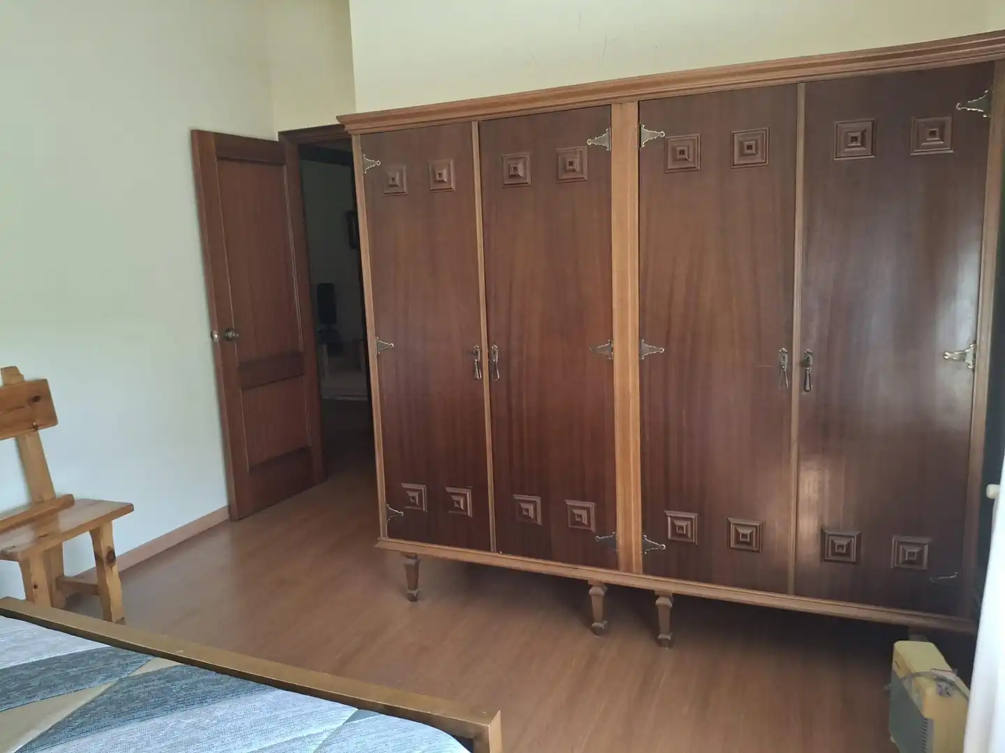 Bedroom of Houses for sale in Ourense Capital   with Air Conditioner, Heating and Private garden