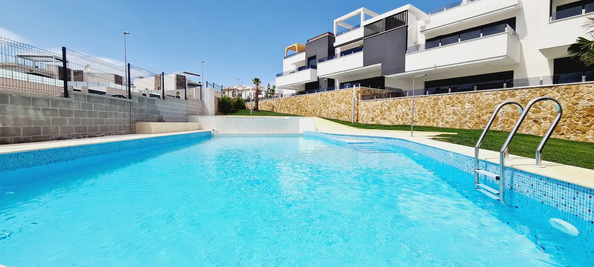 Apartament amb terrassa en venda a Orihuela Costa