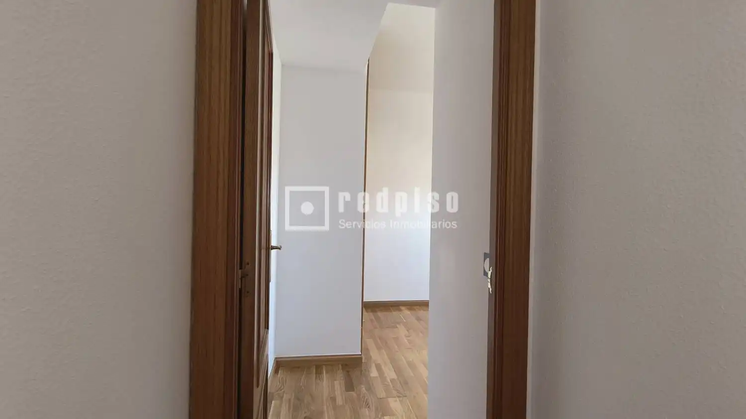 Flat for sale in Madrid  with Air Conditioner, Heating and Private garden