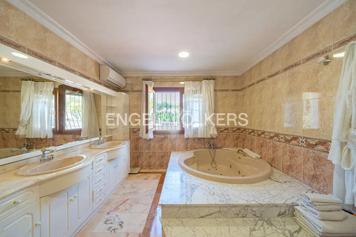 Casa con piscina en venta en Escandinavia - Cautivador, imagen 10