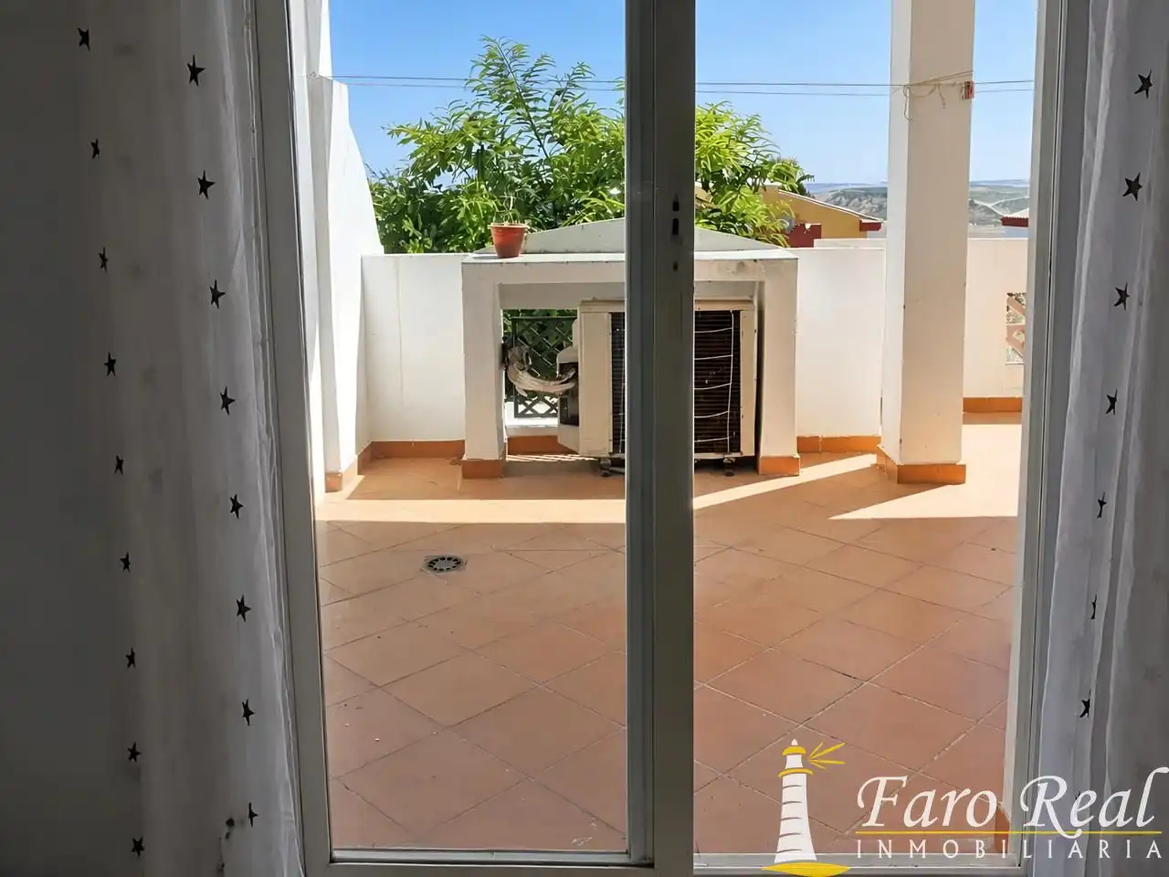 Terraza de Planta baja en venta en Sanlúcar de Barrameda con Aire acondicionado, Terraza y Piscina comunitaria
