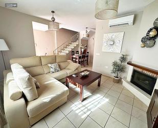 Living room of Single-family semi-detached for sale in Pizarra  with Heating and Terrace