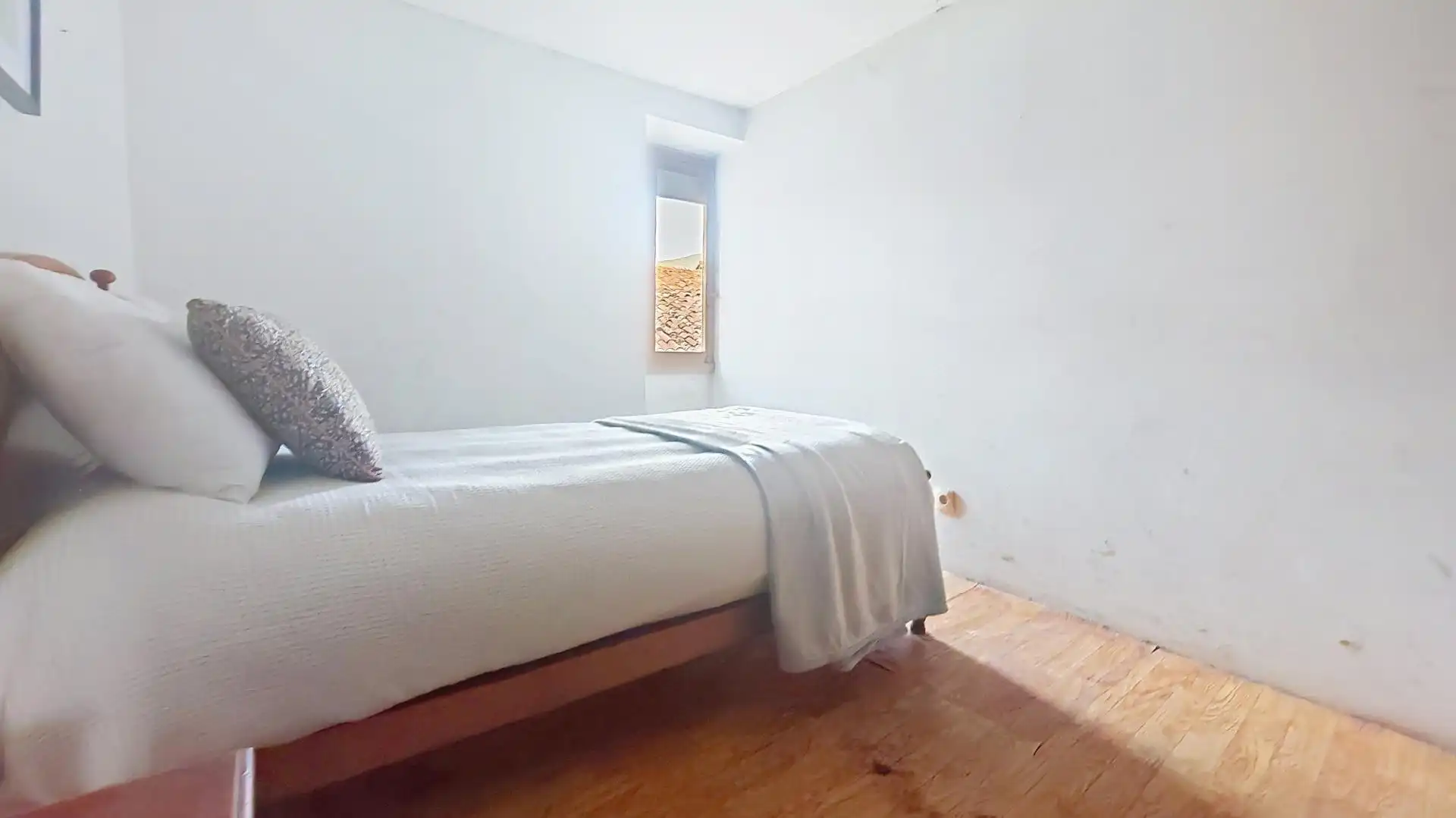 Bedroom of Detached homes for sale in Belmonte de Miranda