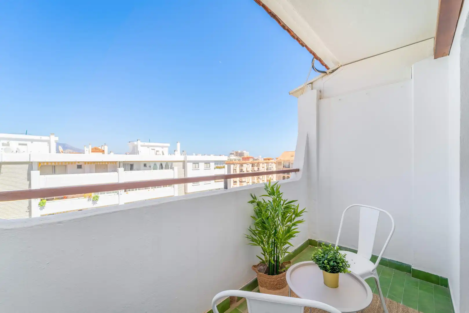 Terraza de Piso en venta en Fuengirola con Terraza, Trastero y Piscina comunitaria