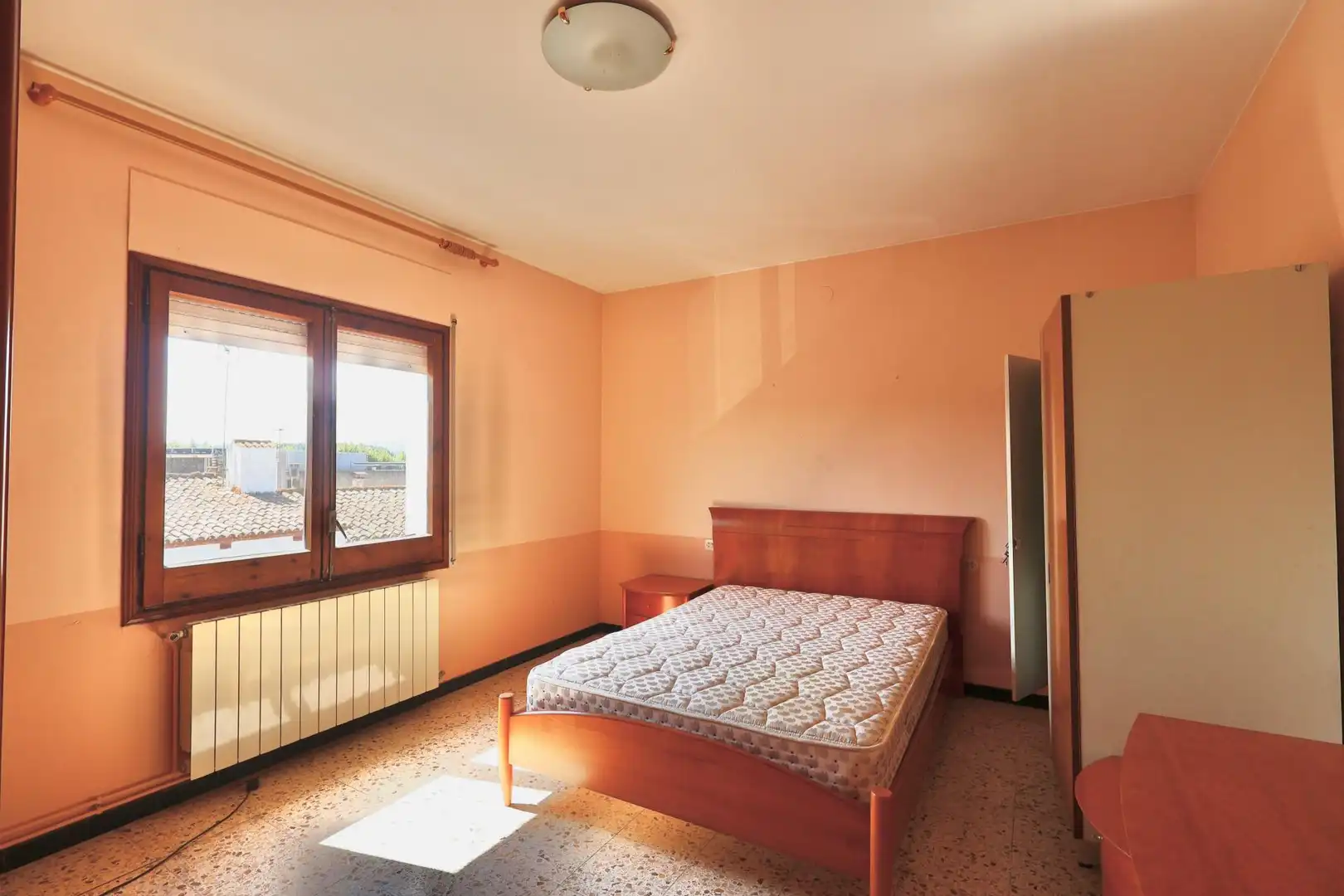 Schlafzimmer von Country house zum Verkauf in Vidreres