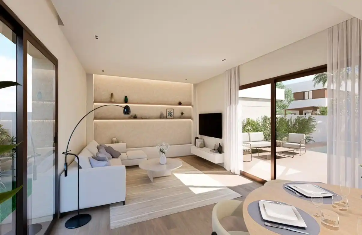 Chalet con piscina en venta en Las Lomas de Rame - Bahía Bella, imagen 2