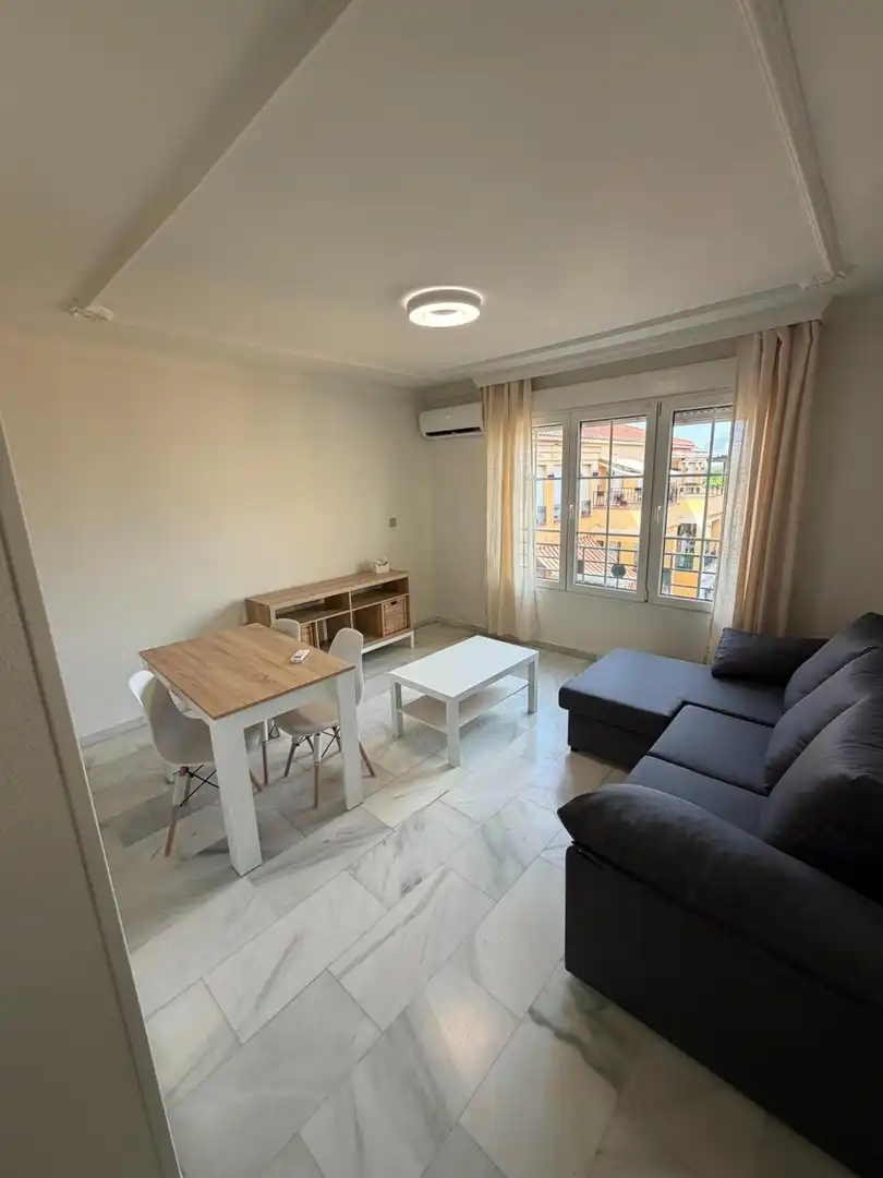Pis de lloguer a Residencial Triana - Barrio Alto