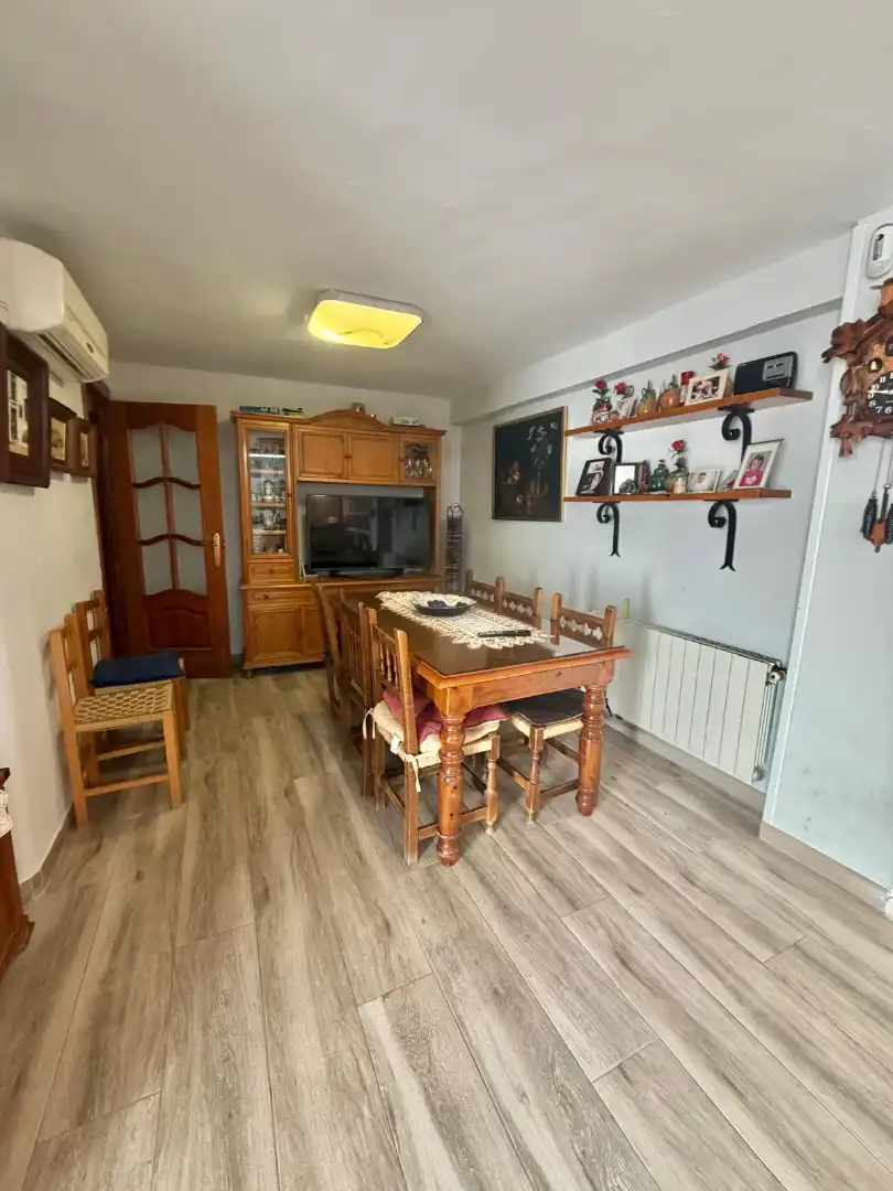 Menjador de Casa o xalet en venda en Peñamefecit - Avda Barcelona