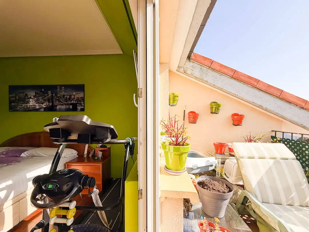 Terraza de Piso en venta en Santa Cruz de Bezana con Calefacción, Terraza y Trastero