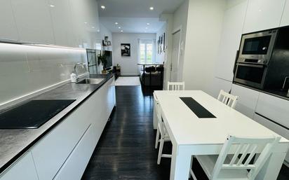 Kitchen of Flat for sale in Donostia - San Sebastián   with Balcony